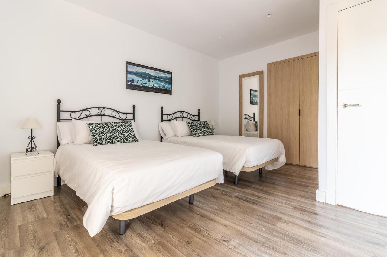 Apartamentos El Patio Plaza Santa Clara Касерес Экстерьер фото